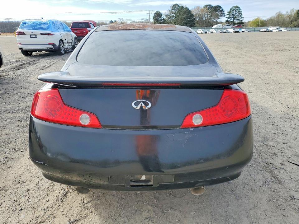 2003 Infiniti G35 Base