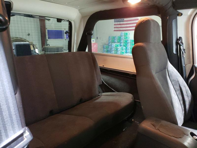 2004 Jeep Wrangler / tj Sport