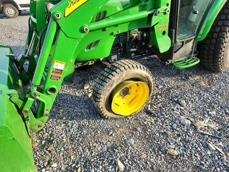 2010 John Deere 3520