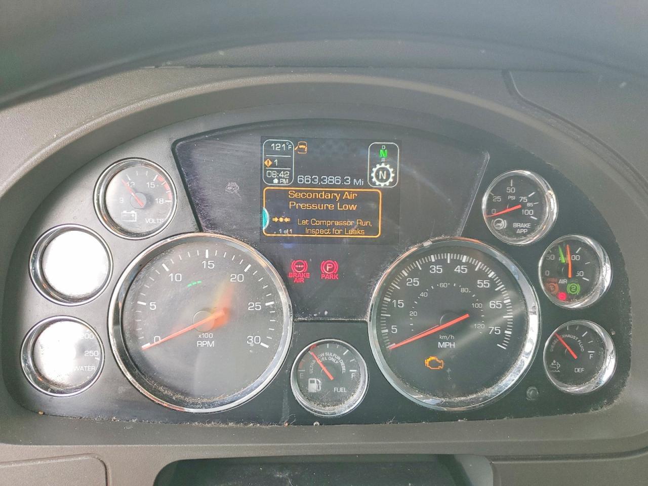 2019 Kenworth T680 Semi Truck