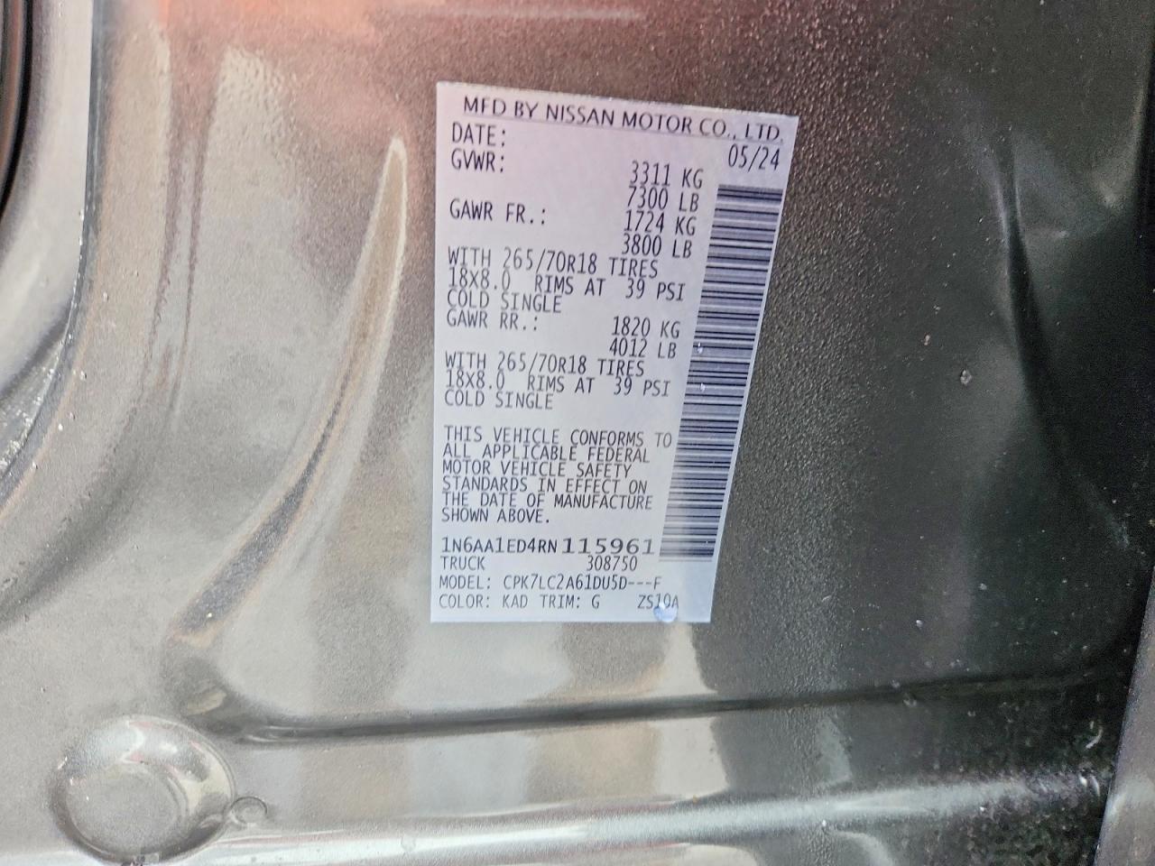 2024 Nissan Titan SV