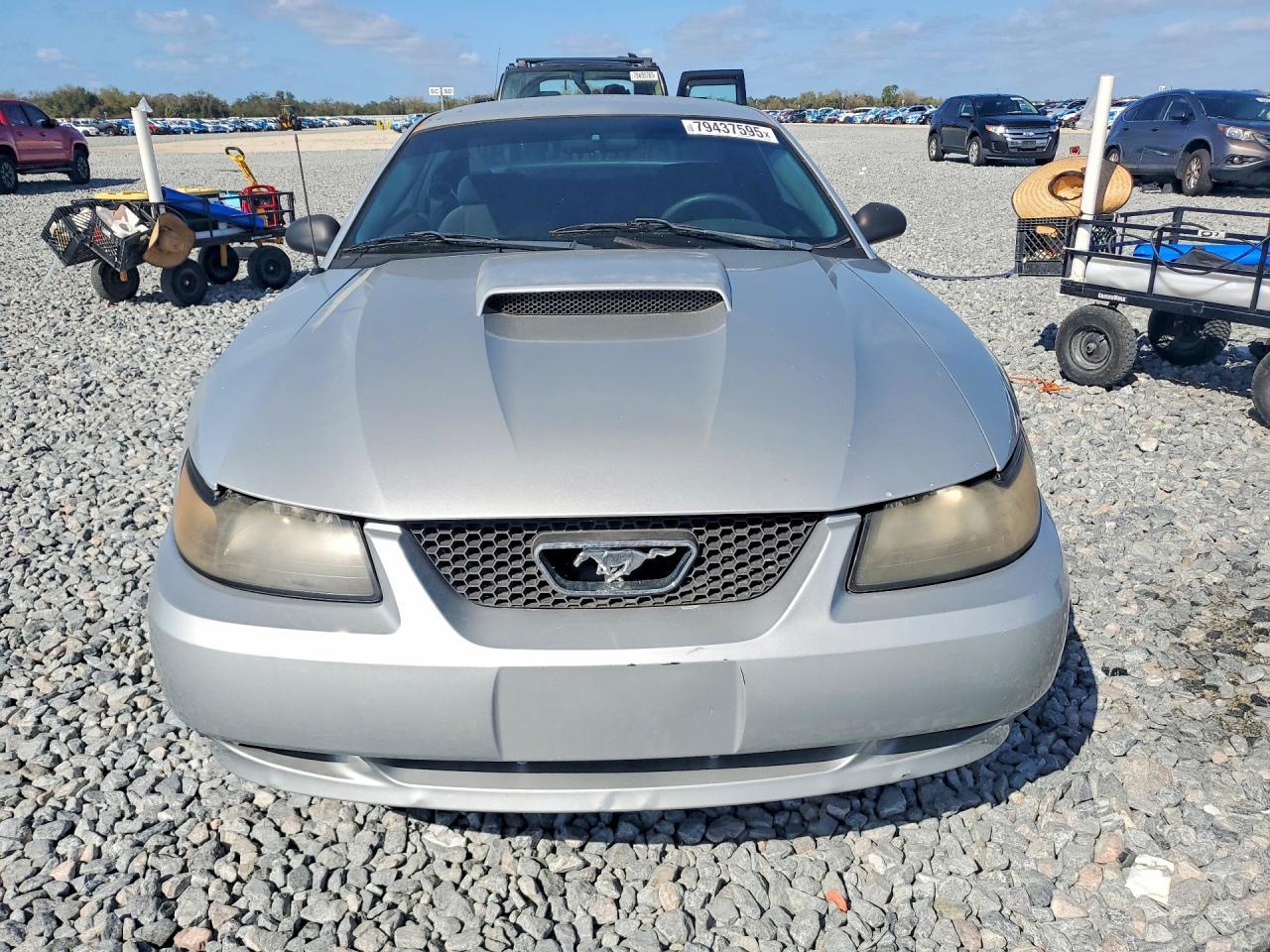 2004 Ford Mustang