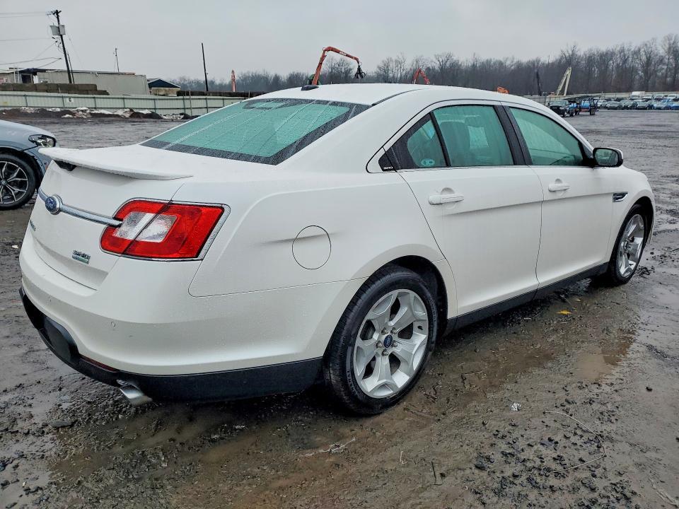 2011 Ford Taurus sho