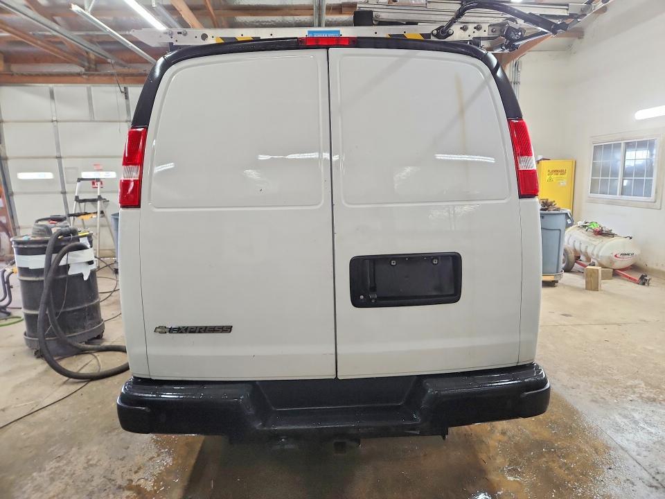 2019 Chevrolet Express G2500