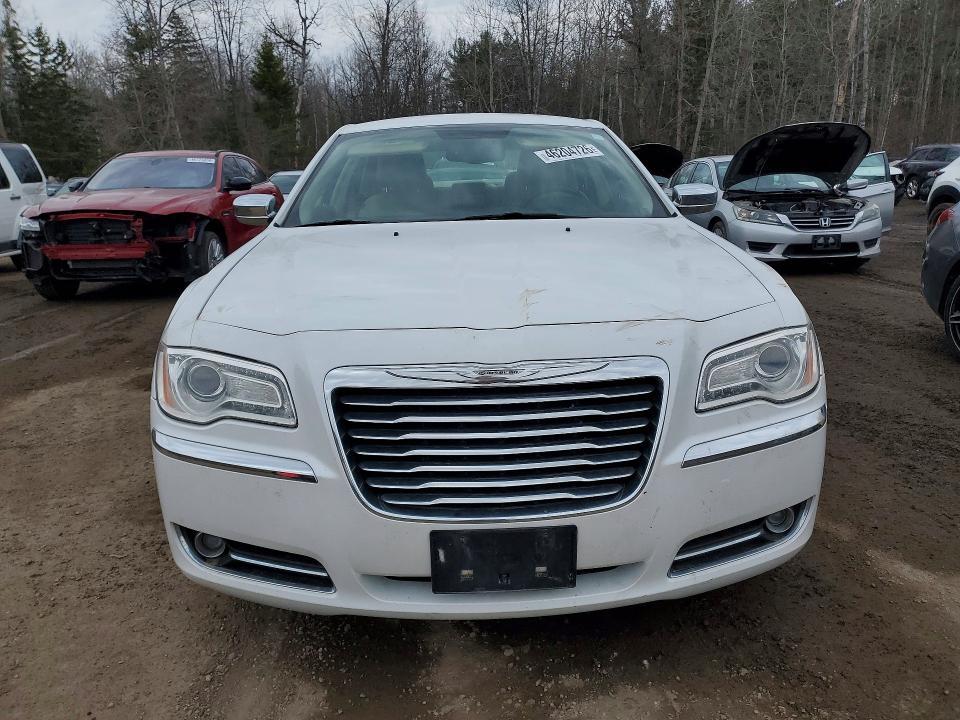 2012 Chrysler 300 Limited