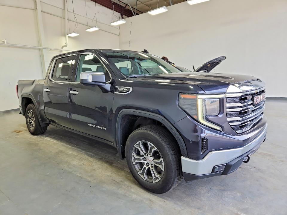 2025 GMC Sierra C1500 slt