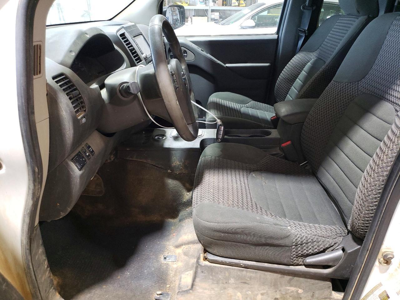 2020 Nissan Frontier SV