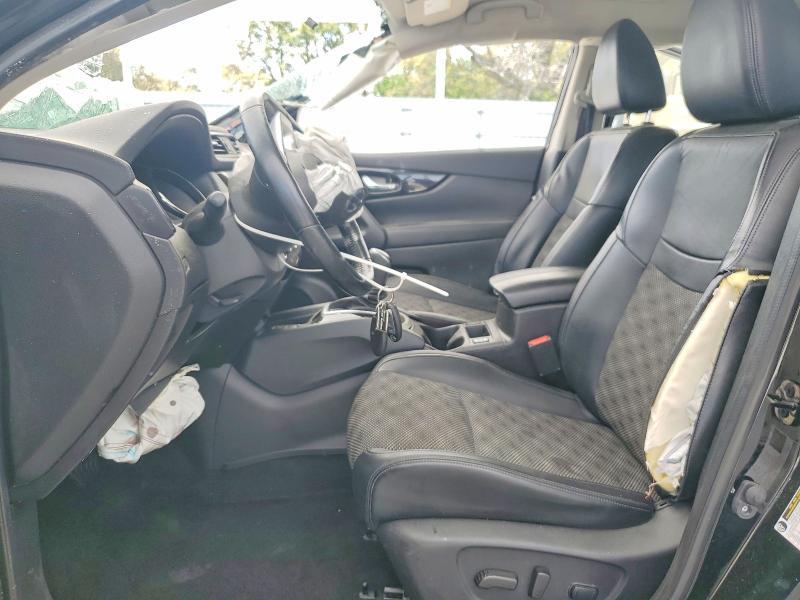 2022 Nissan Rogue Sport sv