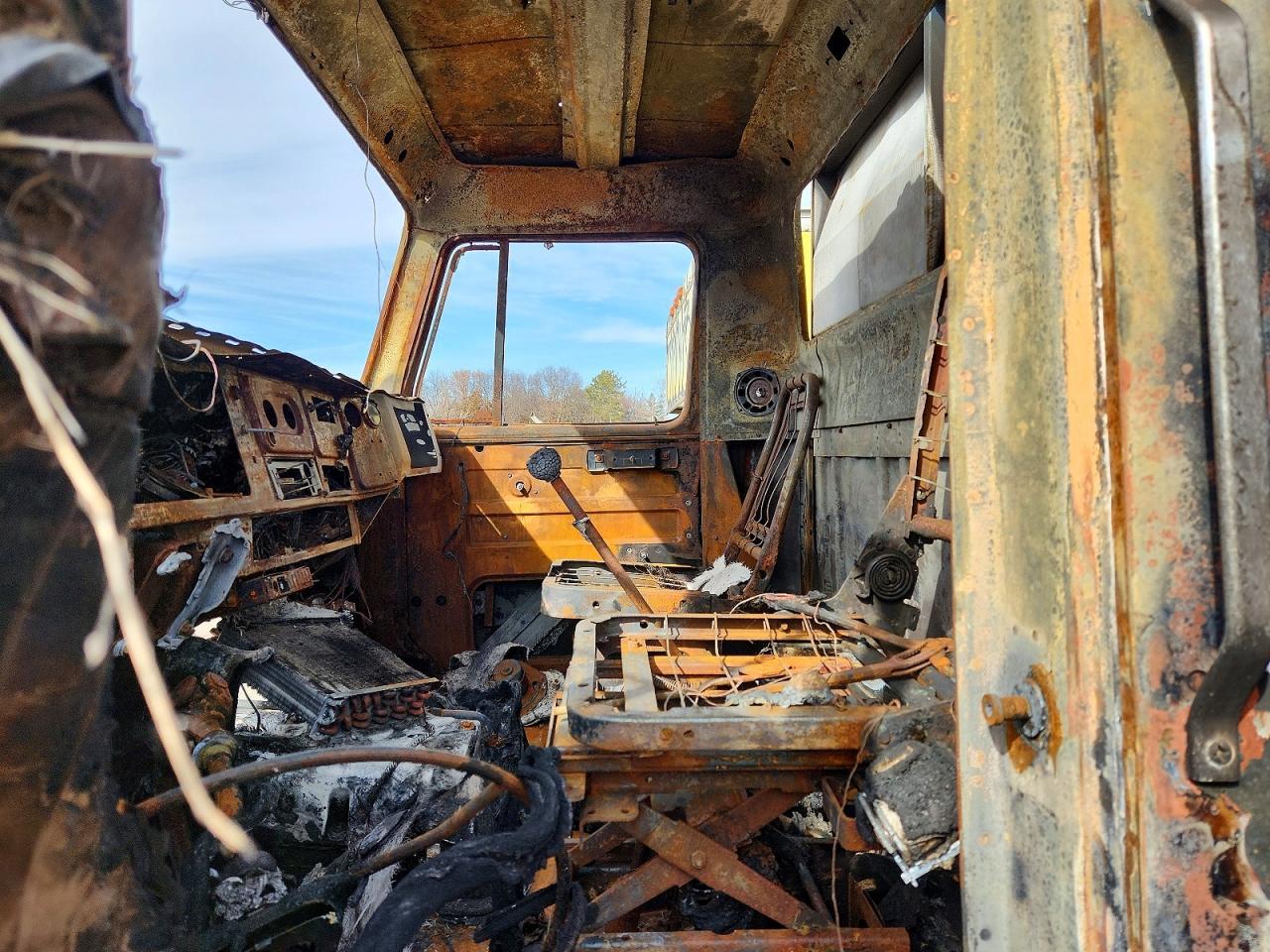 1985 International 2375 Dump Truck