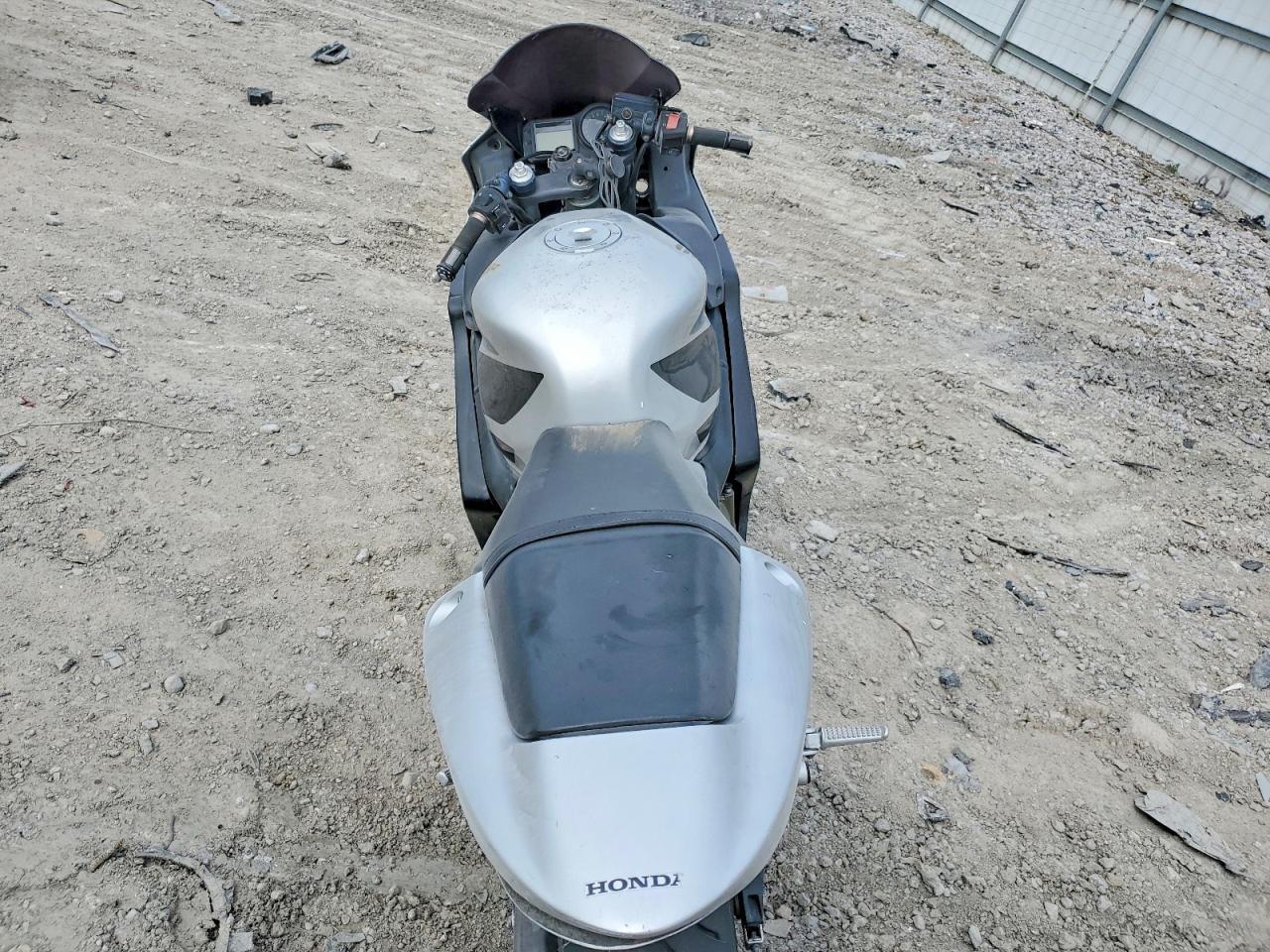 2003 Honda CBR600 F4