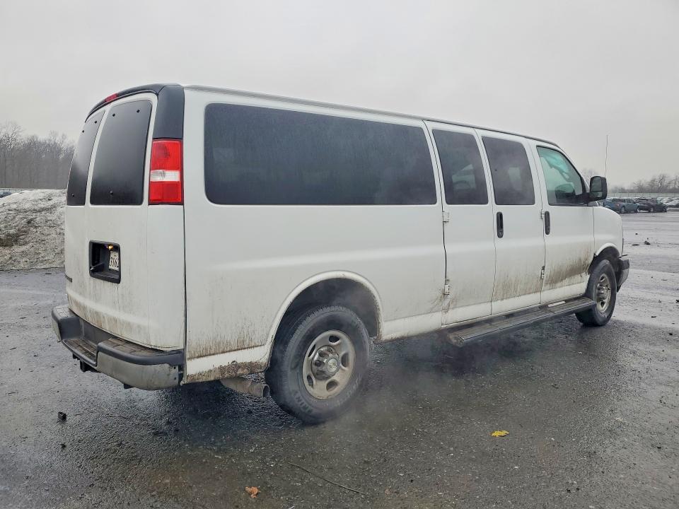 2021 Chevrolet Express G3500 LT