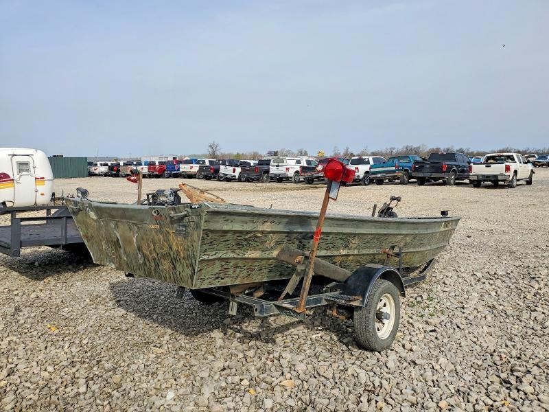 2000 Boat Boat