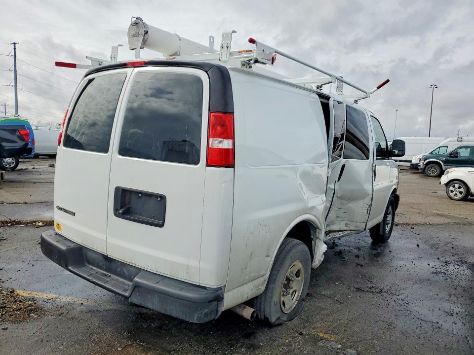 2022 Chevrolet Express 2500 Utility / Service Van