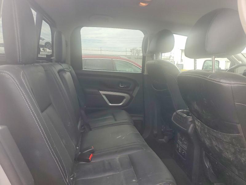 2019 Nissan Titan SV