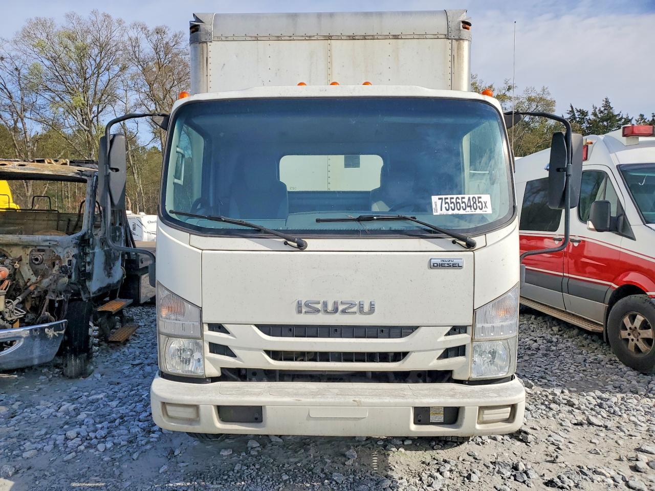 2018 Isuzu NQR BOX Truck