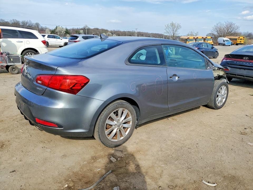 2016 KIA Forte Koup ex