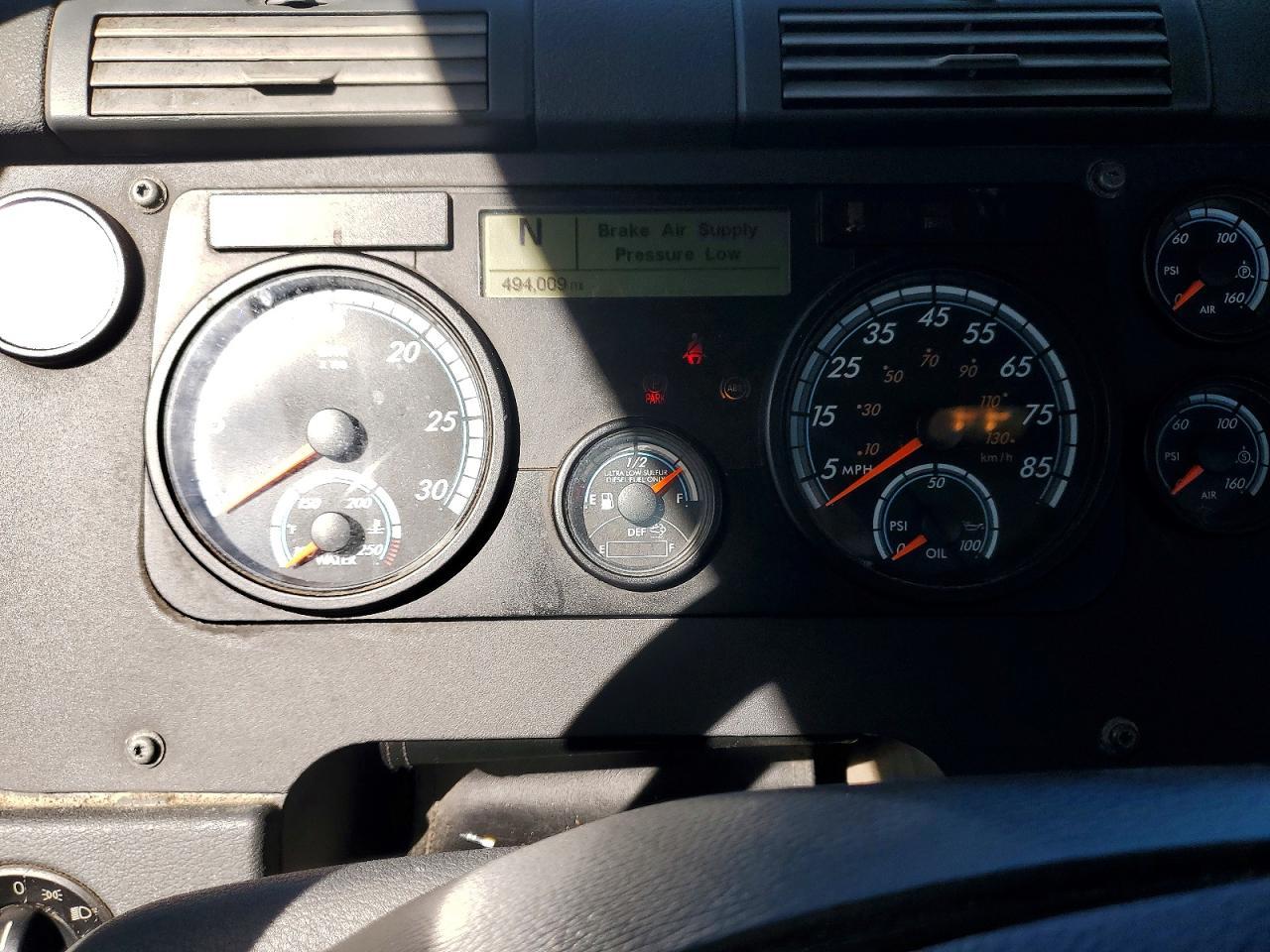 2019 Freigliner 2019 Freightliner Cascadia 125 Semi Truck