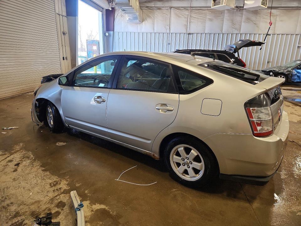2004 Toyota Prius Base