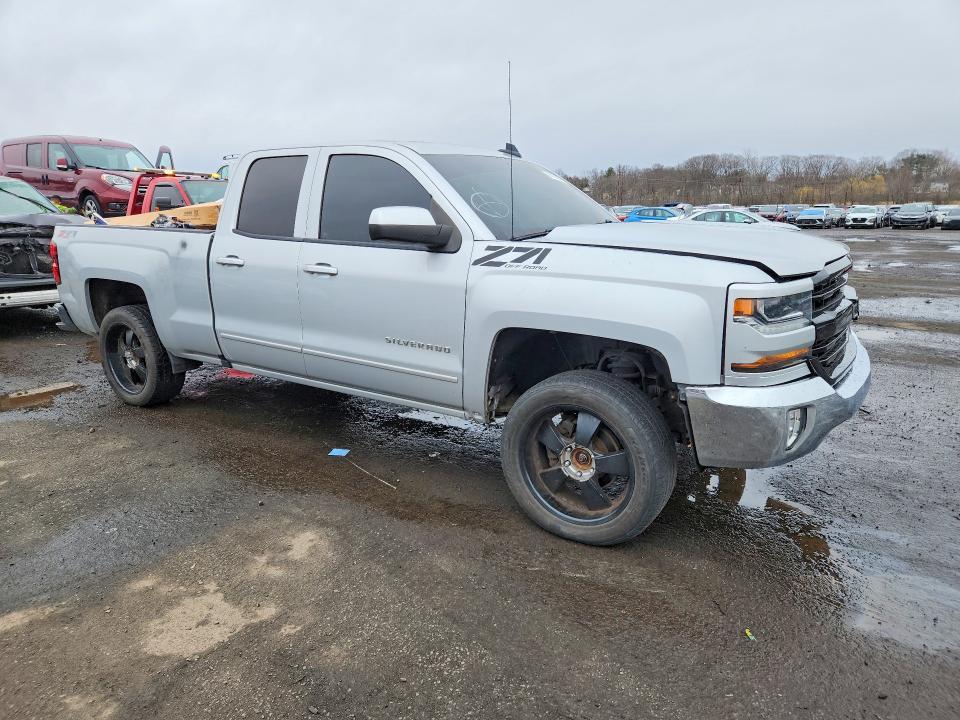 2017 Chevrolet Silverado K1500 lt