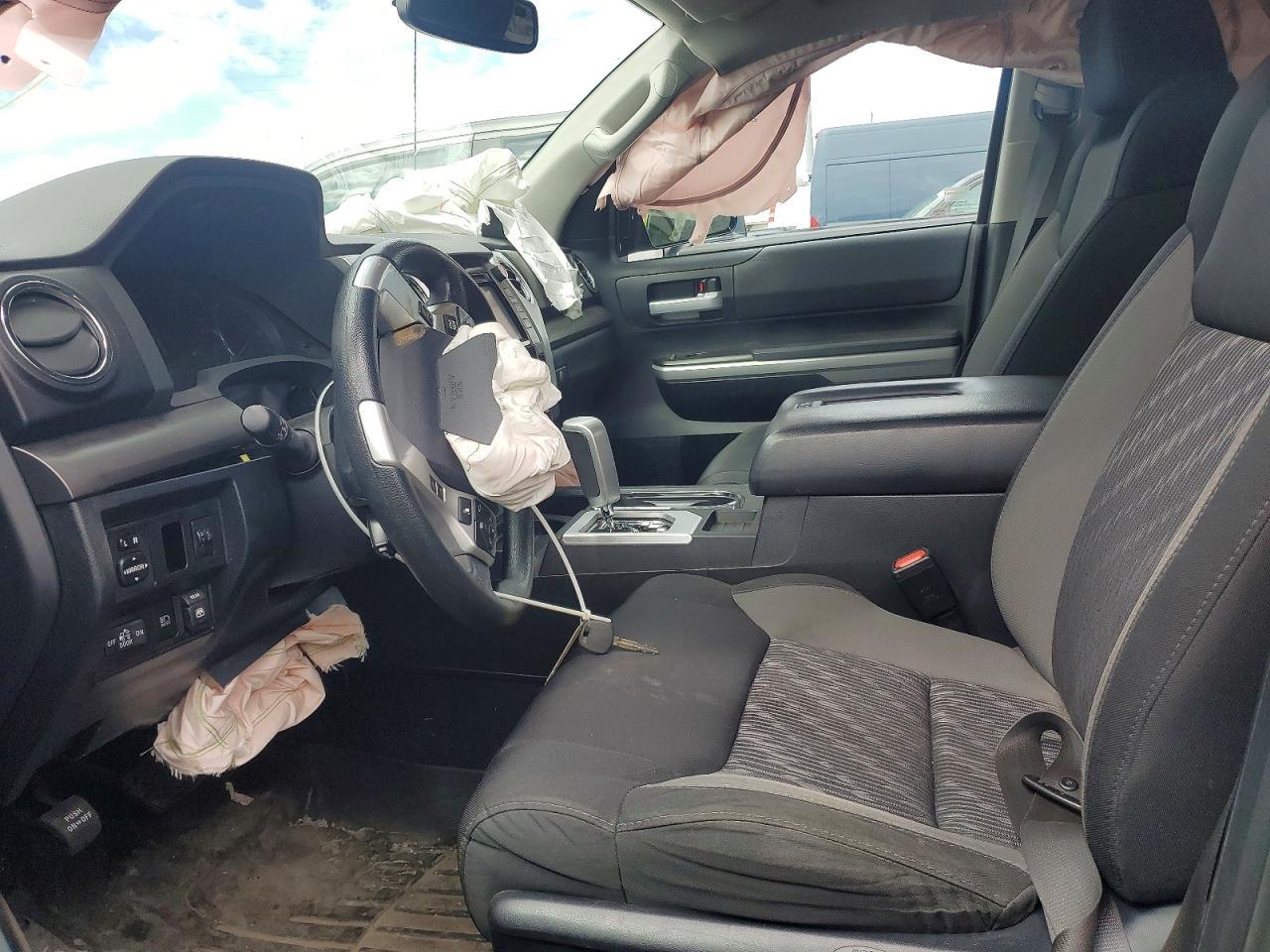 2018 Toyota Tundra SR5