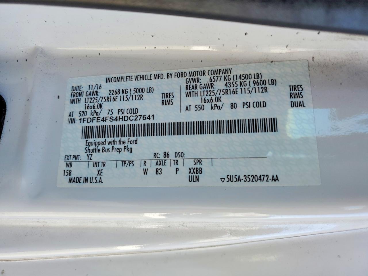 2017 Ford Econoline E450 Super Duty Cutaway Van