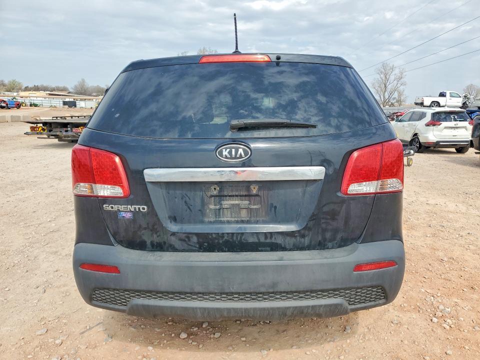 2011 KIA Sorento lx