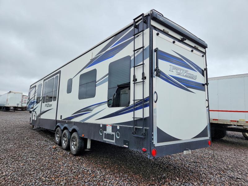 2019 Keystone Fuzion Camper