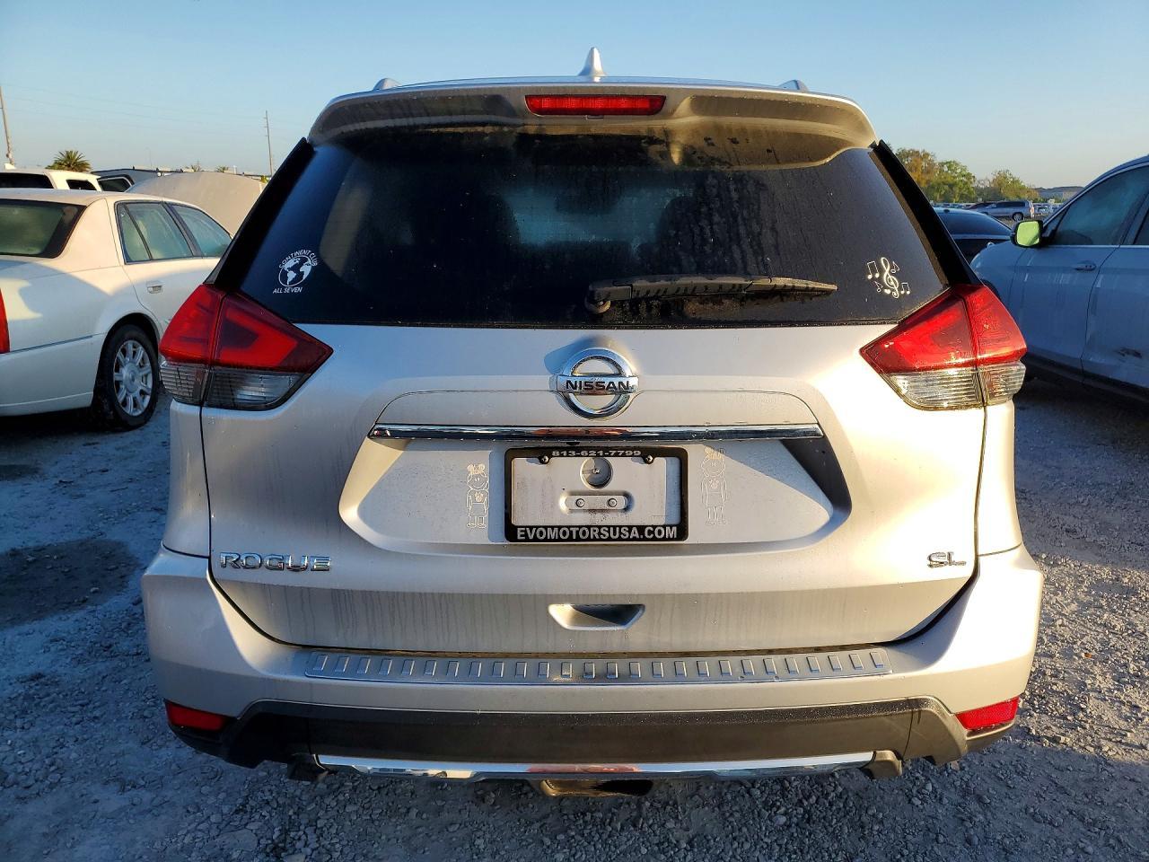 2017 Nissan Rogue sl