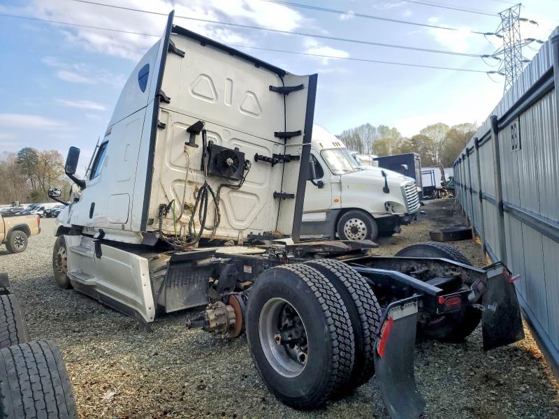 2023 Freigliner 2023 Freightliner Cascadia 126 Semi Truck