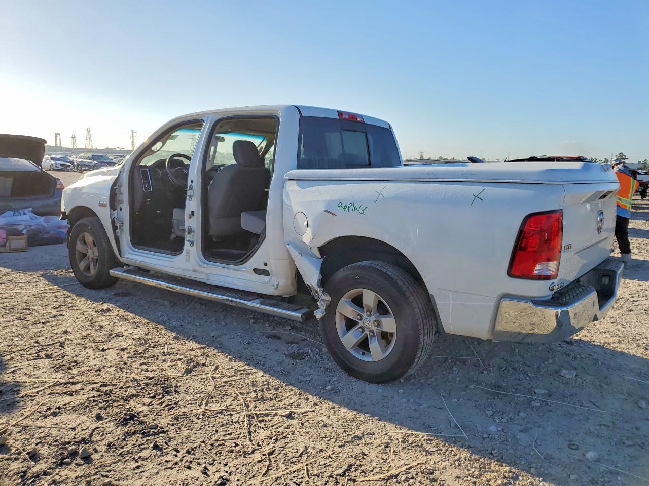 2019 Dodge RAM 1500 Classic SLT
