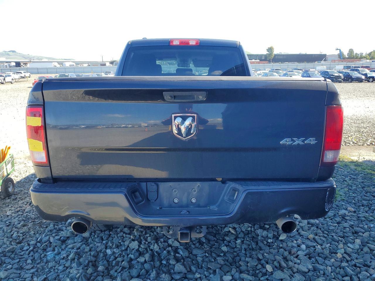 2018 Dodge RAM 1500 ST