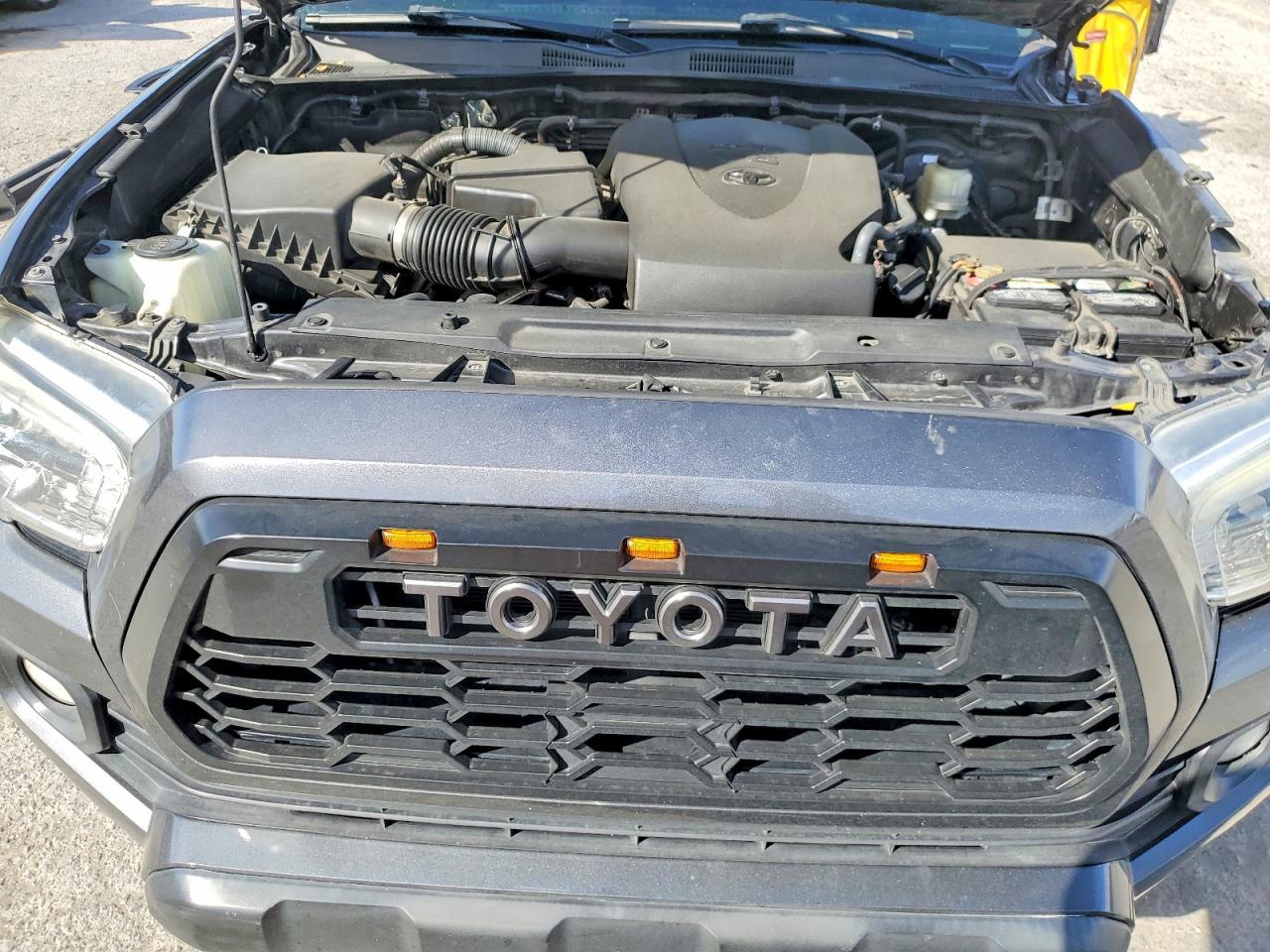 2017 Toyota Tacoma SR5 V6