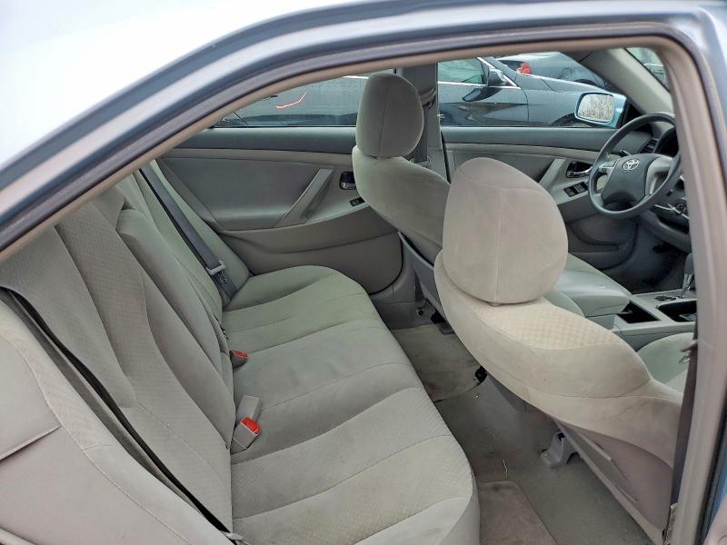 2009 Toyota Camry le