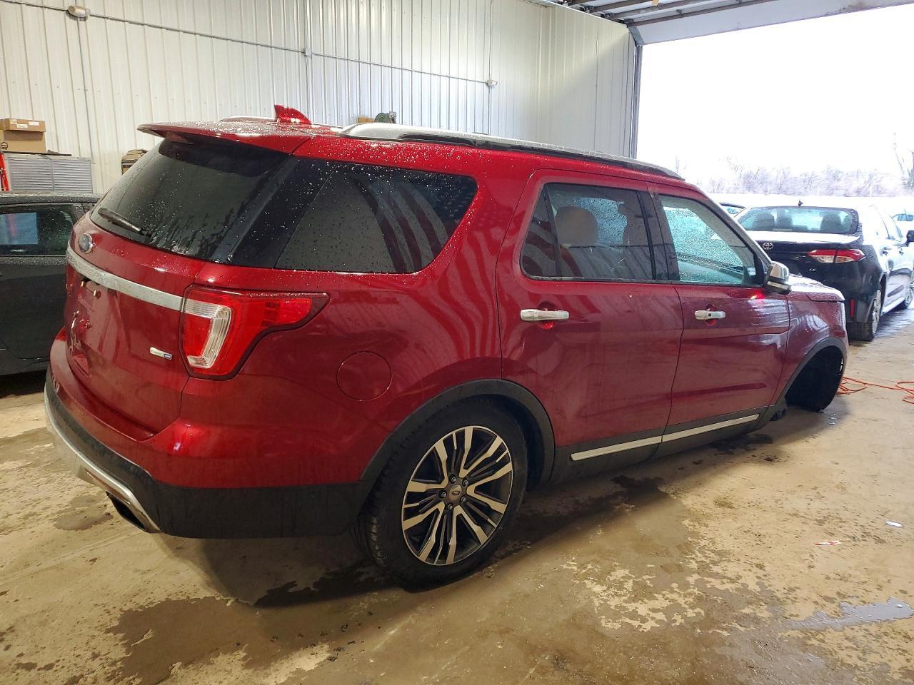 2017 Ford Explorer Platinum