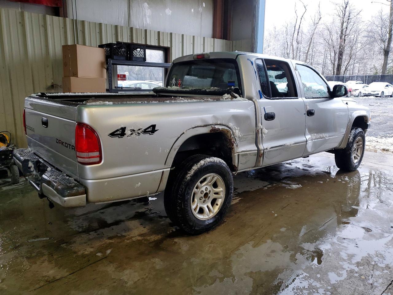 2004 Dodge Dakota Quad Sport