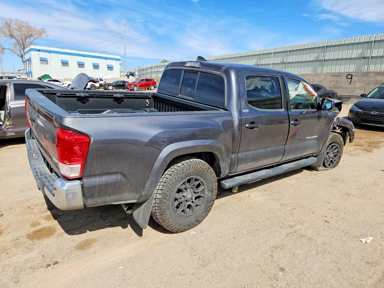 2017 Toyota Tacoma SR5 V6