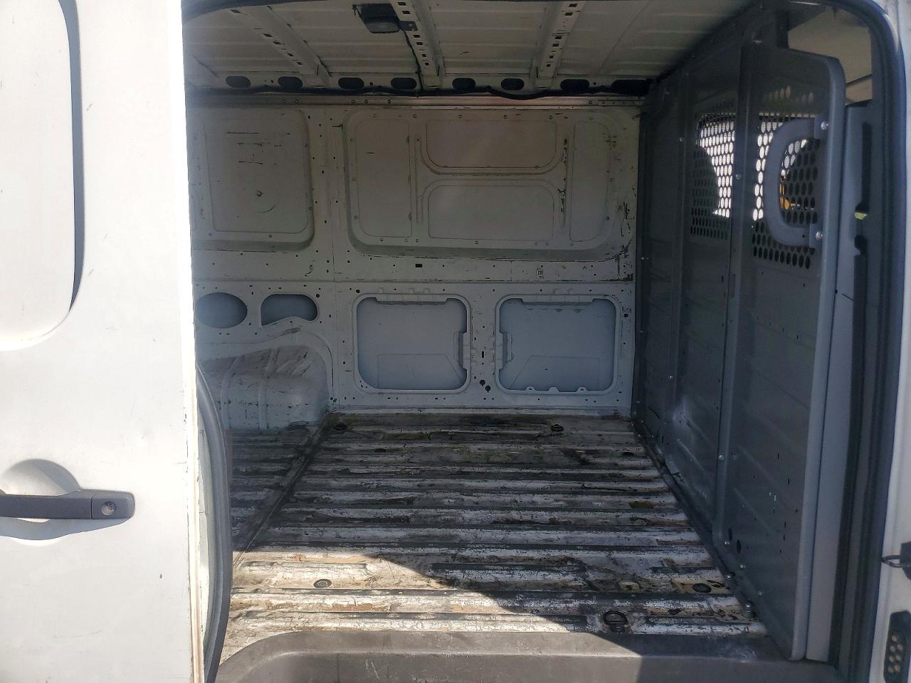 2016 Niss AN NV 1500 Delivery Van