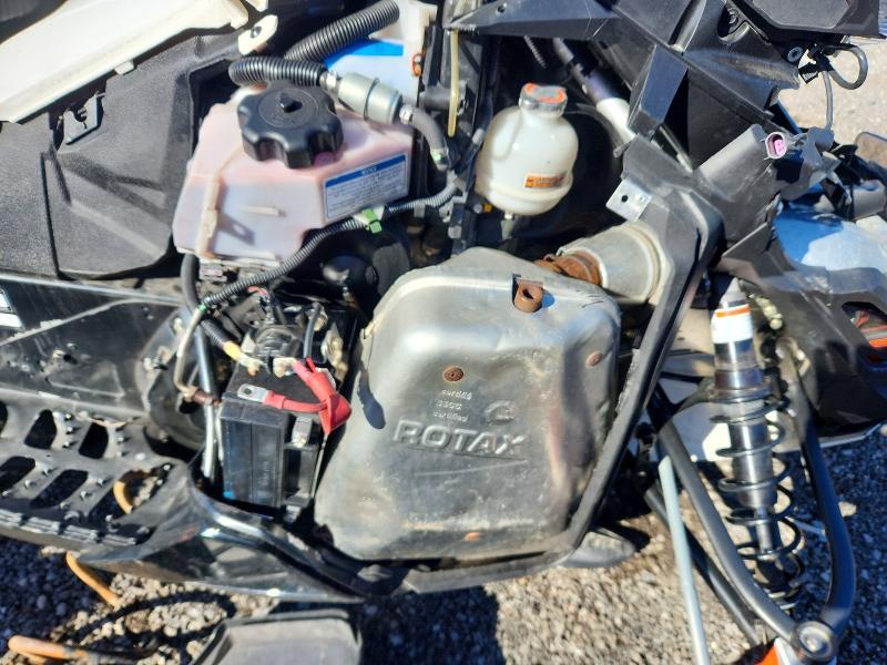 2016 Skidoo Renegade