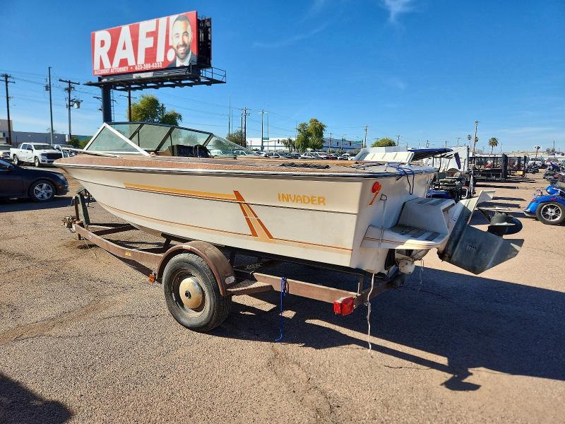 1981 Invader Boat
