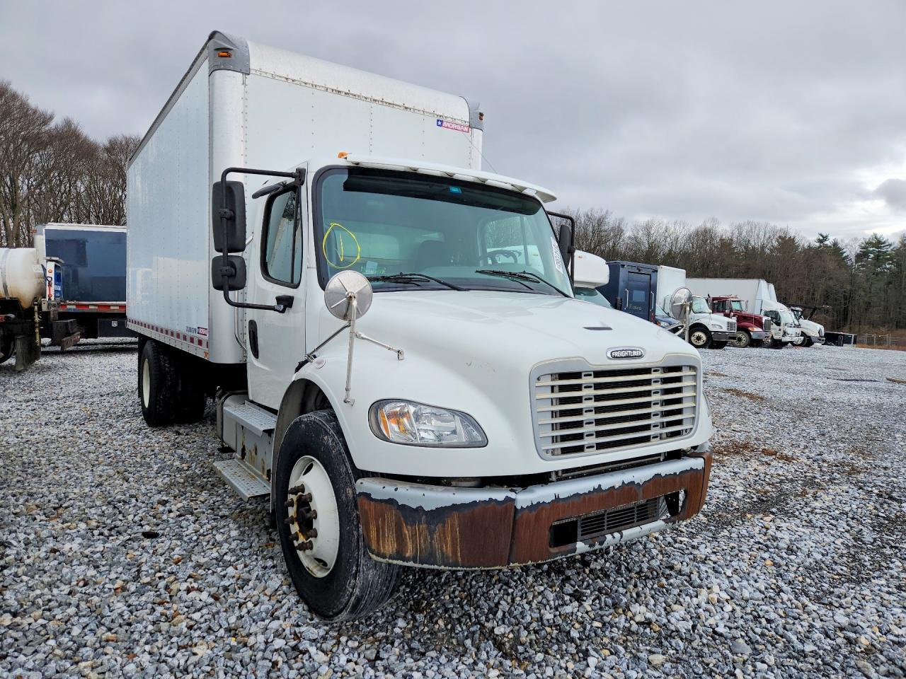 2015 Freightliner M2 106 MED-Semi Truck