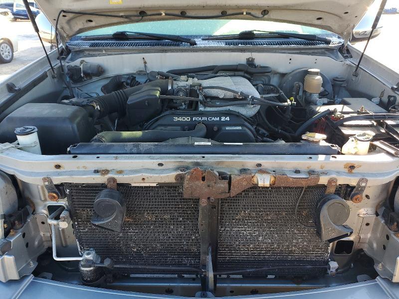 2004 Toyota Tundra SR5