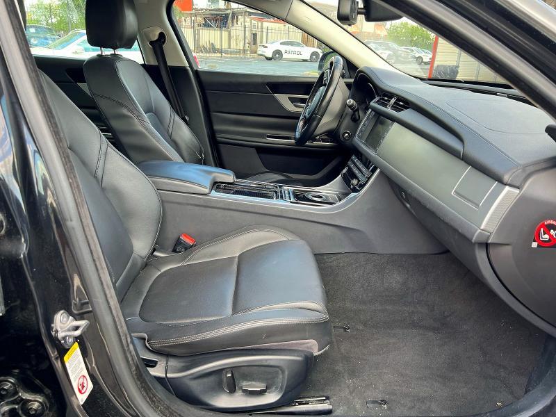 2016 Jaguar Xf Premium