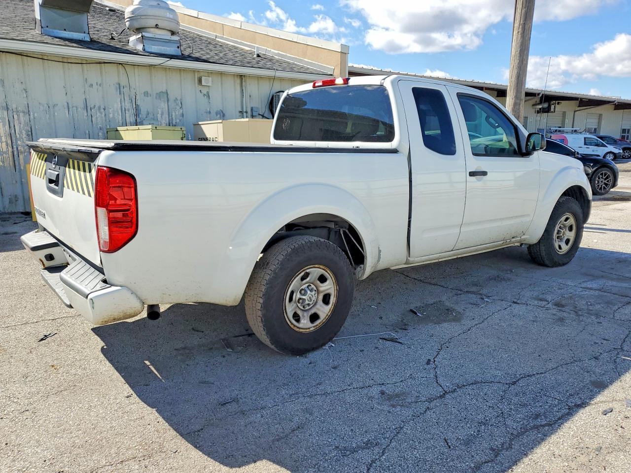 2018 Nissan Frontier s