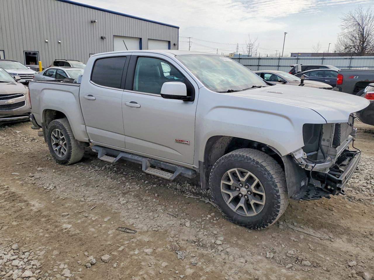 2017 GMC Canyon SLE