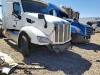 2017 Peterbilt 579 Semi Truck