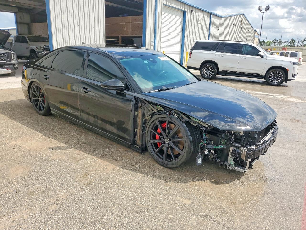 2023 Audi S8