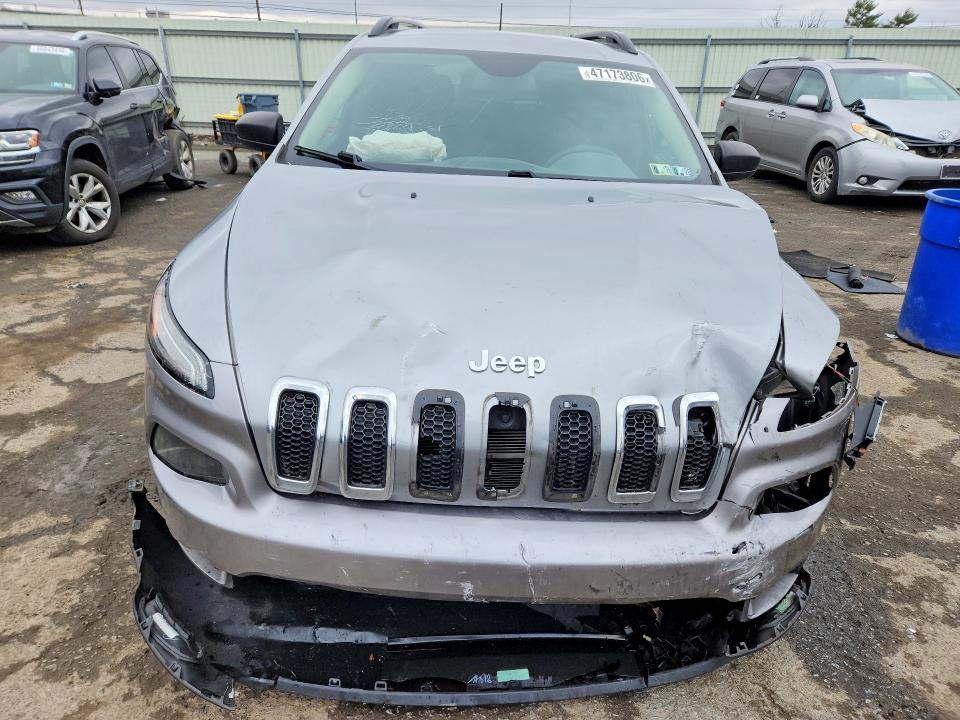 2017 Jeep Cherokee Sport