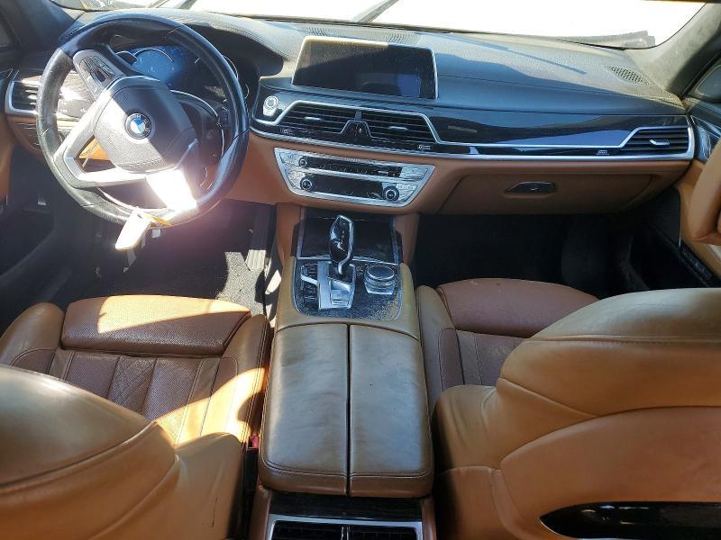 2016 BMW 750 xi