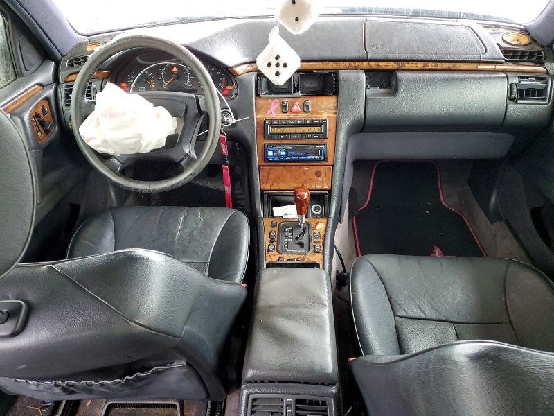 1998 Mercedes-Benz E 320