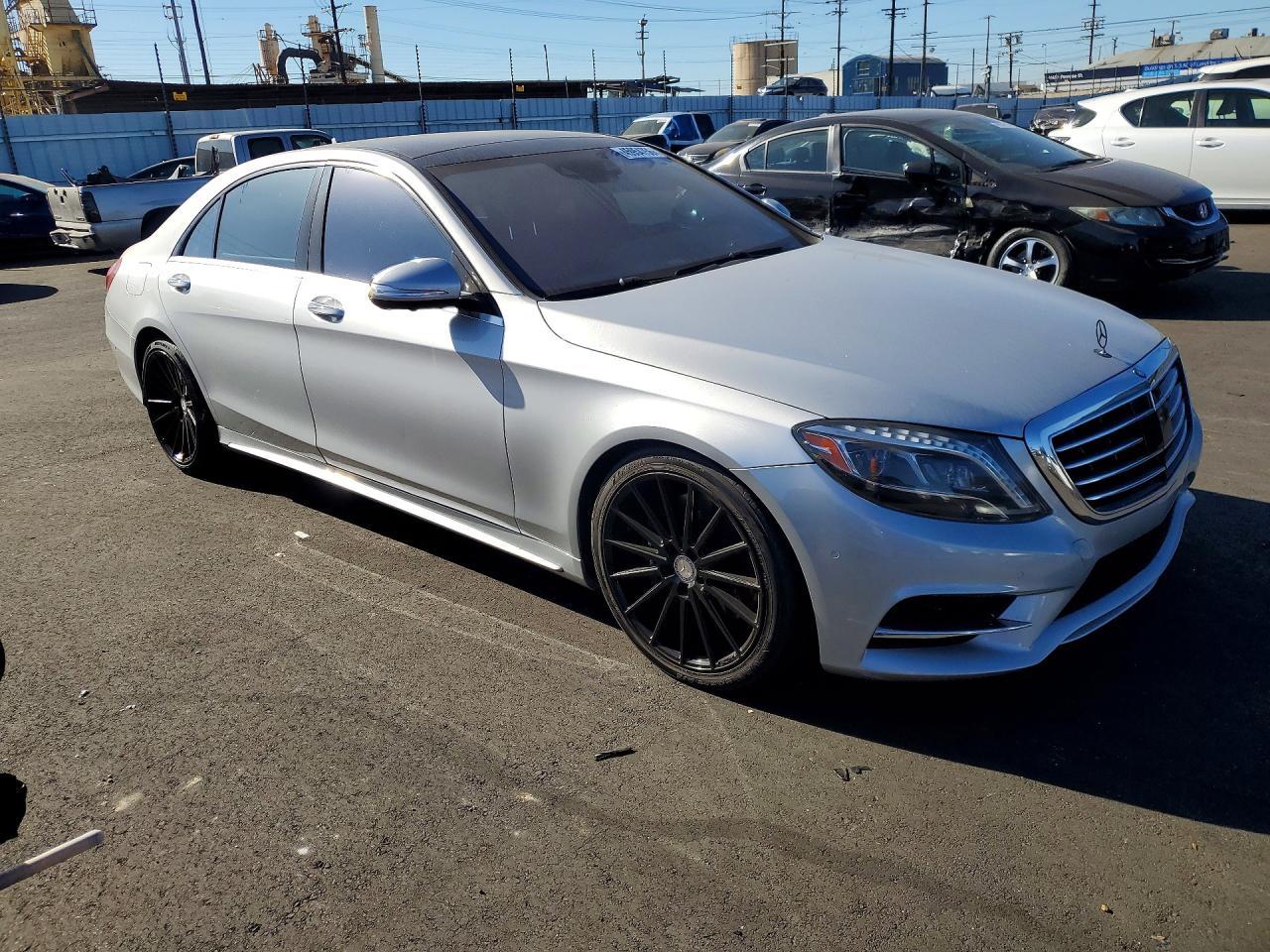 2015 Mercedes-Benz S 550